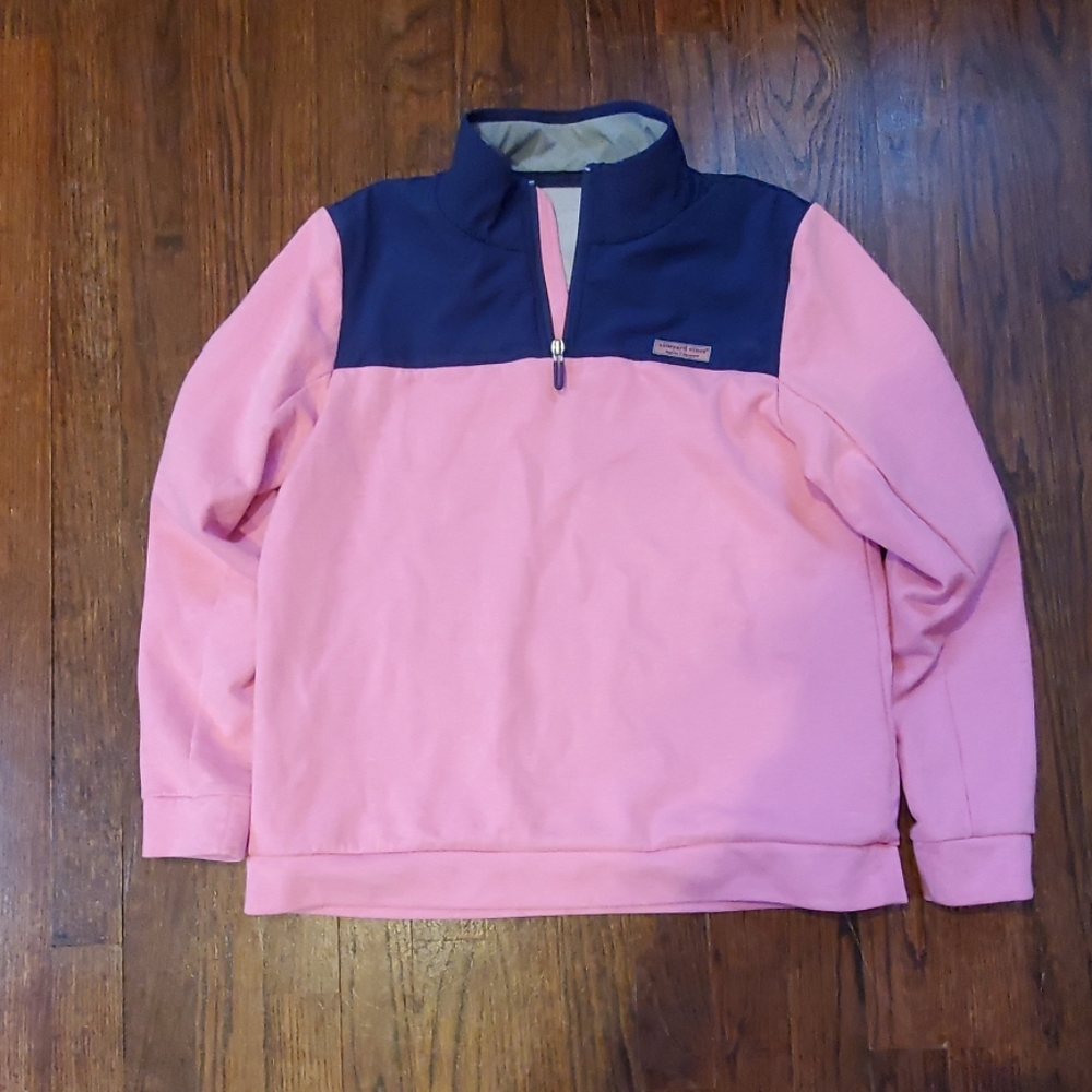 Vineyard Vines 1/4 performance top